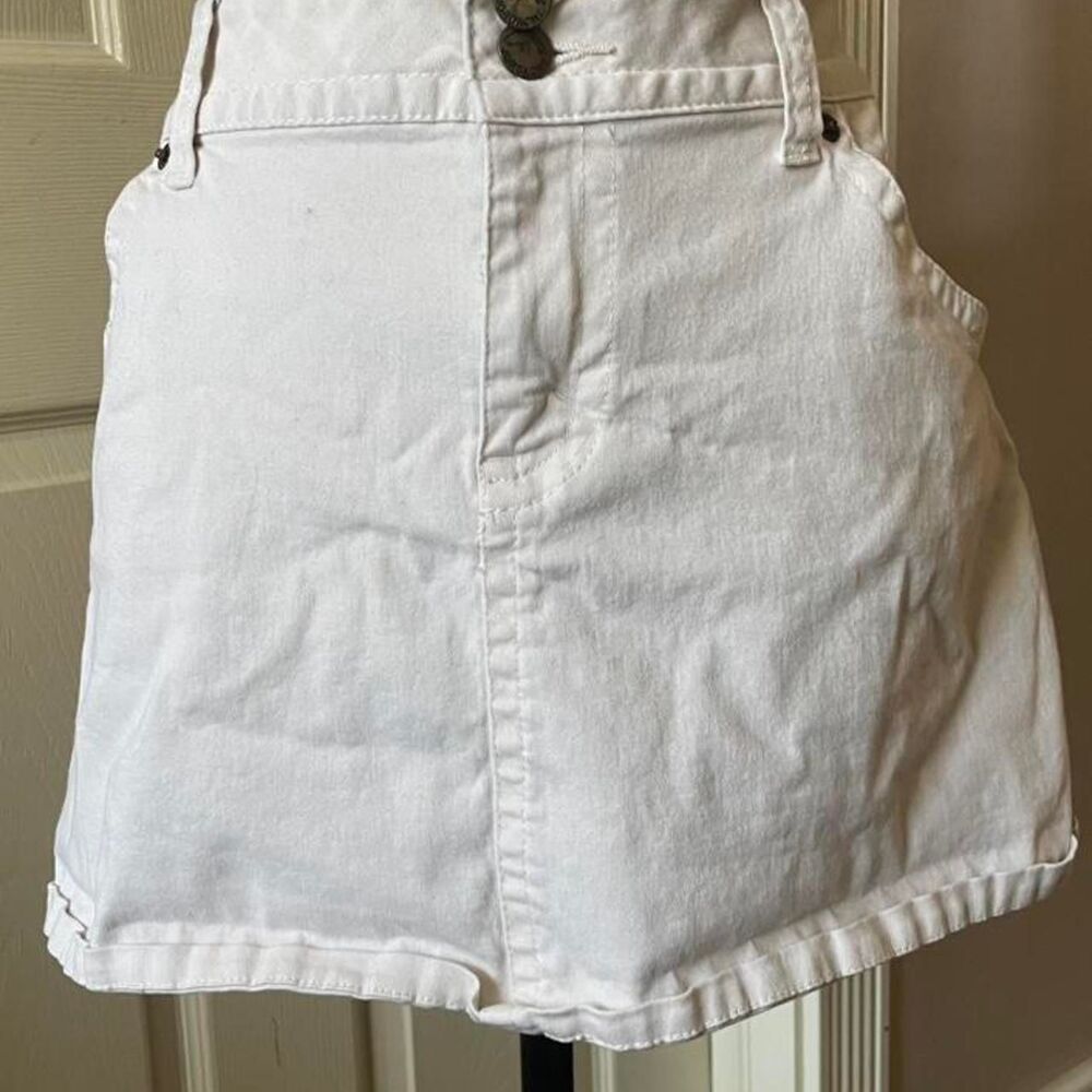 Jordache Women's White Skirt